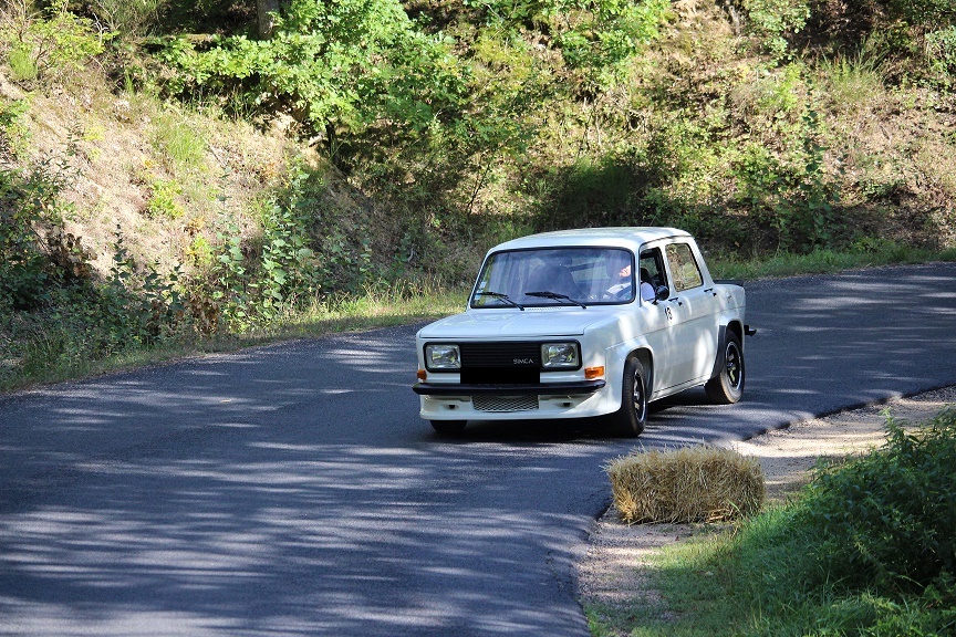 SIMCA 1000.